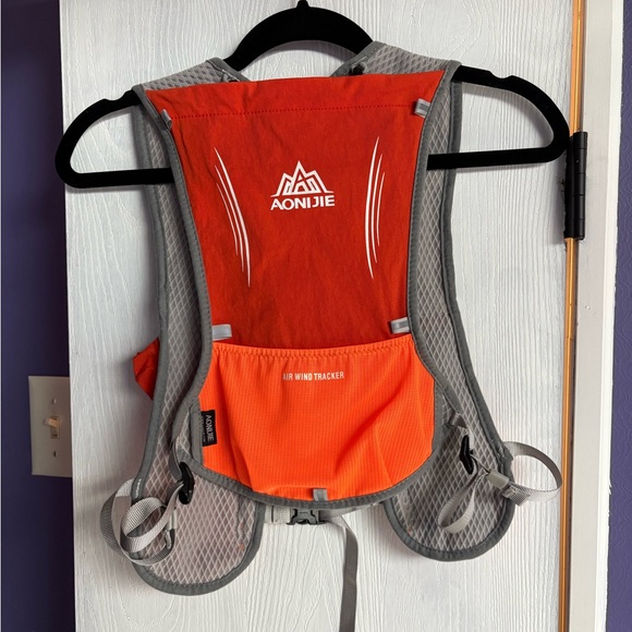 Aonijie Orange and Gray Running Vest - Picture 2 of 2